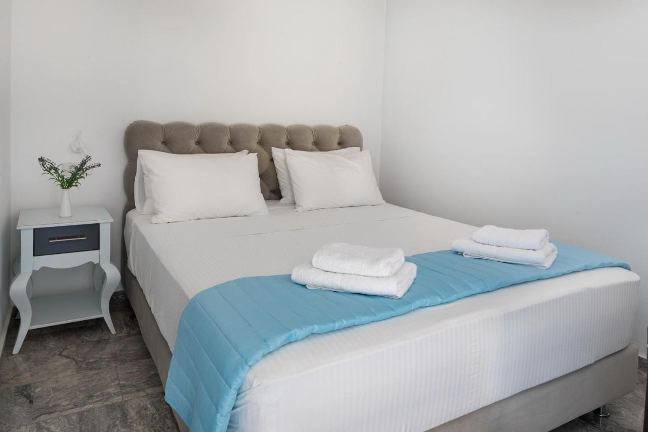 Plori - Molos Apartments Loutro Buitenkant foto